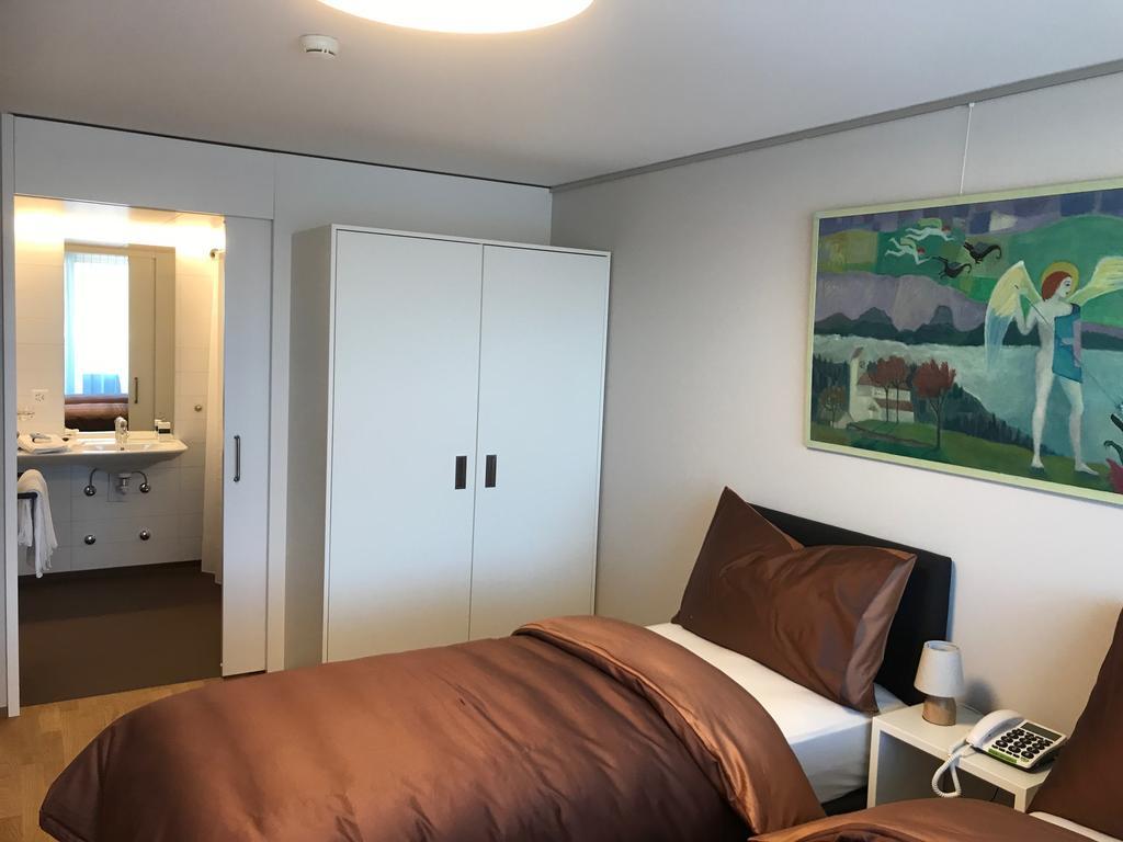 Schueuer Restaurant & Kultur Hotell Steffisburg Exteriör bild